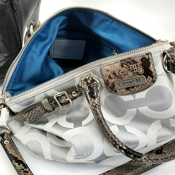 Coach Handbags - Coach Madison Op Art Satchel bag